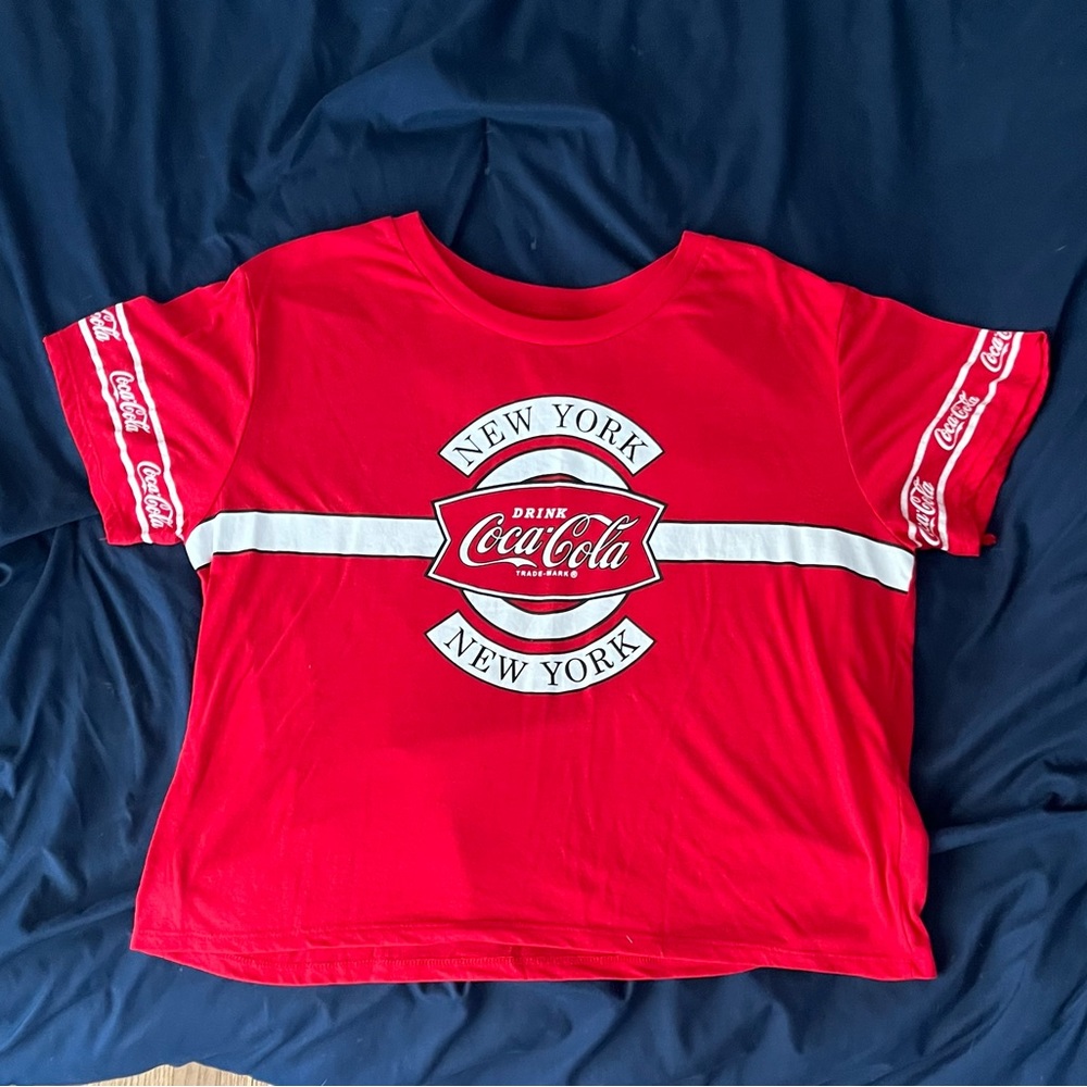 red coca cola tee shirt, medium used
